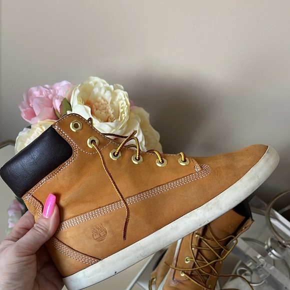 TIMBERLAND Cognac Lace Up Boots - Picture 14 of 14